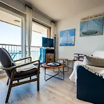 3* Face A La Avec Balcon Et Cuisine Equipee - Fr-1-197-587