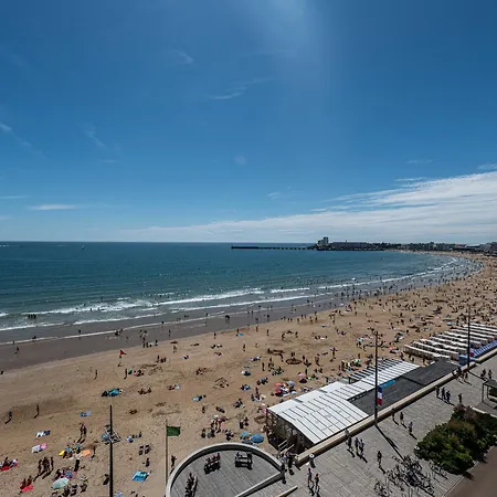 Apartamento 3* Face à La Avec Balcon Et Cuisine équipée - Fr-1-197-587 *