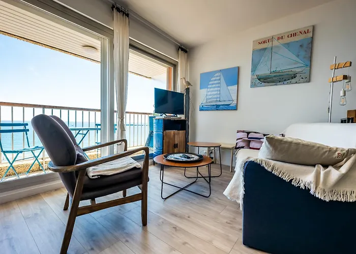 3* Face A La Avec Balcon Et Cuisine Equipee - Fr-1-197-587